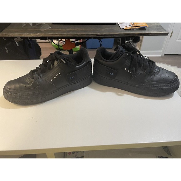 Nike Air Force 1 Type GS Black size(4y) - Picture 4 of 9